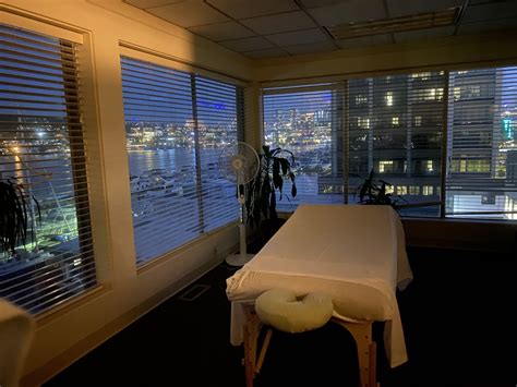 Seattle massage. Seattle police give more details into massage parlor, human trafficking arrests. SEATTLE — Seattle police on Friday said it was a neighbor’s tip about the constant foot traffic in and out of a ... 