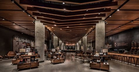 Seattle starbucks. 1 day ago · Seattle, Washington–based Starbucks is the largest coffeehouse chain in the world, with more than 35,000 stores globally as of 2022. It was founded in Seattle in 1971 and became a worldwide chain of coffeehouses after Howard Schultz bought the company in 1987. 