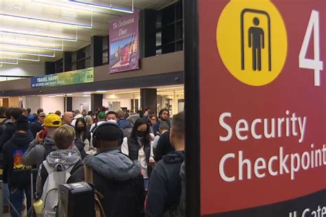 Sea-Tac Airport sees up to 90-minute security wait times Sunday morning. Several travelers at Seattle-Tacoma International Airport took to Twitter on Sunday morning, sharing photos and frustration ...