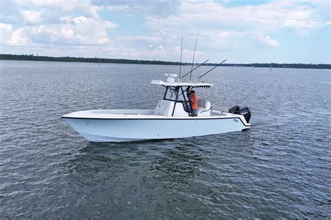 Seavee 320b for sale.  #everythingboats Find Used Power SeaVee 320B boats for sale...