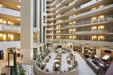 Secaucus Hotels - Deals at the #1 Hotel in Secaucus, NJ