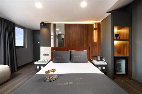 veodersti.rgarabwor.edu.pl. 