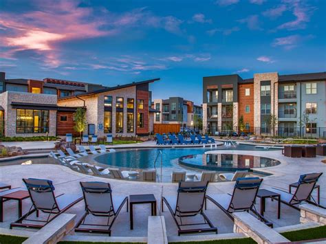 See all 67 apartments in 75052, Grand Prairie, TX currently 