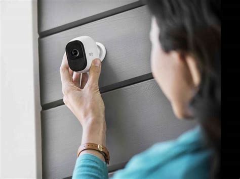 Security camera without wifi. Feb 17, 2024 · A list of the best security cameras that can operate independently of wifi, with different features, prices and connection options. Find out when and how to use a home security camera without wifi, and … 