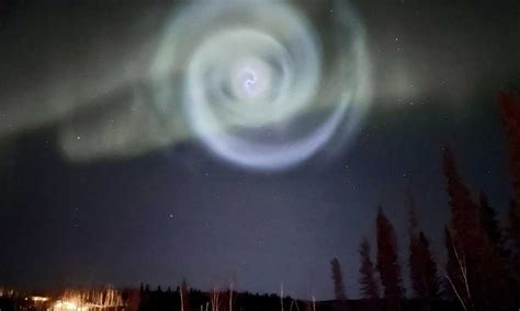 See the spiral in the night sky that ‘created an internet storm’