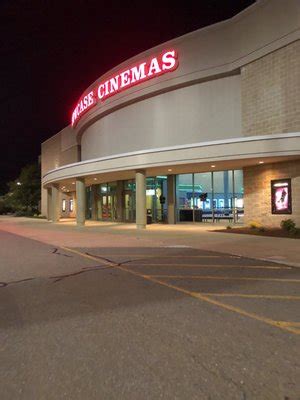 02771. This free-standing two-screen cinema was built to supplement the screens at Showcase Cinemas Seekonk, just across the road. This new twin-cinema was created to avoid expanding within the needed parking area of the multiplex. In the late 1990’s, when the Showcase Cinemas Seekonk Route 6 was built, about a mile away, there was no need ...
