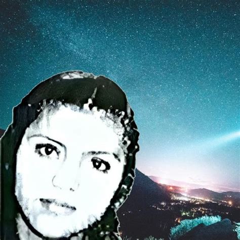 May 30, 2020 · Desaparecida, el sencillo debut de Selene Delgado, el cual tocó la cima de la Billboard Mexico Airplay en tiempo récord. ... Buscando una Estrella. Selene Delgado. 1. Desaparecida. 2. Valle ... . 