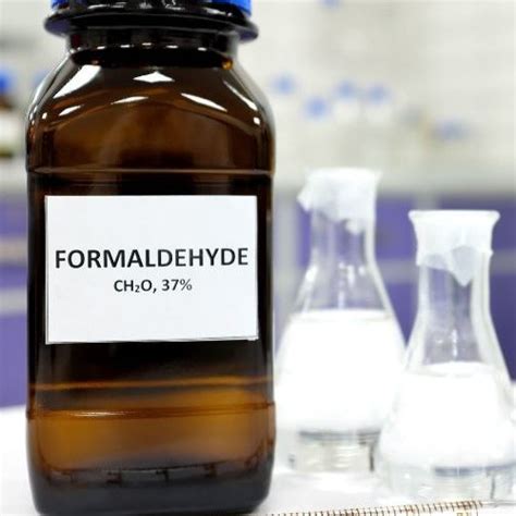 Sell Low Price 37%-42% Formaldehyde Solution/Formalin