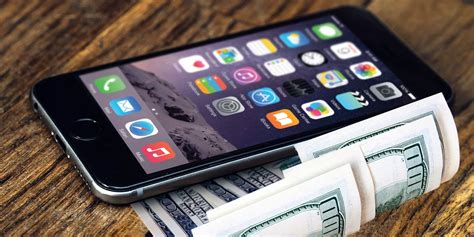 Sell old iphone. Get the most for your old device. We look at auction sites, trade-in programs, and cash sale services to determine what's best for you when selling your iPhone. 