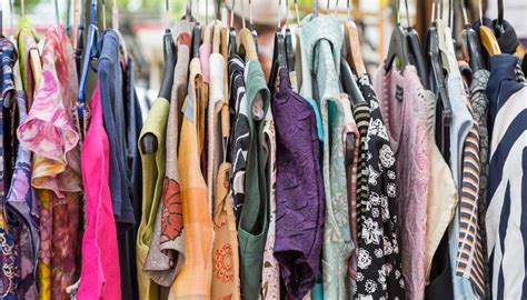 Sell used clothing. With shoes and bags try using a leather cleaner or gentle damp cloth where appropriate, as well as clean up the soles of shoes if you can. 2. THE BEST TIME TO SELL. According to ThredUp, the best time for selling used clothes online is February 24th to March 2nd. 