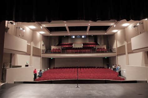 Seminole theater. The Seminole Theatre, located in Homestead Florida, offers a state-of-the art performance facility with a multiplicity of community functions and events. Film, dance, music, and drama are presented at this Theatre house location. 