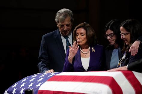 Sen. Dianne Feinstein honored by dignitaries, family at memorial service