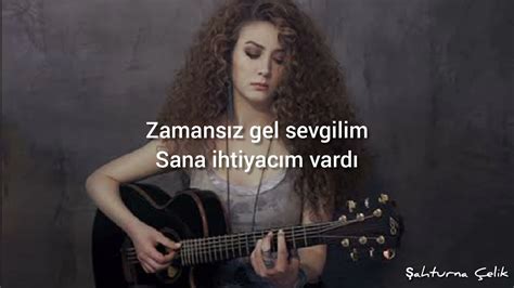 Sena Şener Çok Geç Kaldın (Spanish translation) Lyrics . 