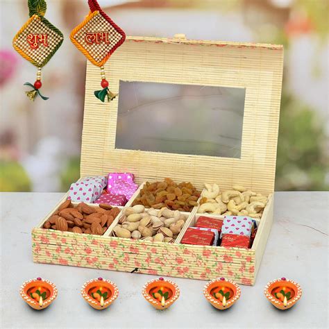 Send Gift Hampers to India on occasion & festivals