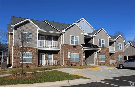 Senior Apartments Facilities in North Carolina A Place for Mom