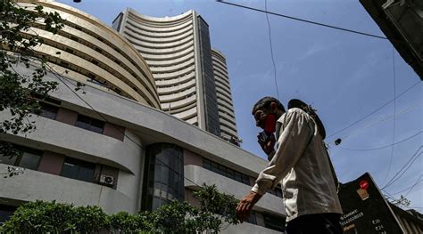 Sensex erases day’s losses, closes 109 pts down, Nifty sinks …