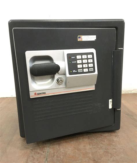 Sentry safe keypad. This SentrySafe electronic lock security safe features 1.18 cubic feet of space, making it an ideal choice for documents, media, and other small items. Safe provides safety and security for your essential documents and most valuable possessions. Steel construction with keypad lock. Features 1.18 cu. ft. interior storage capacity. 