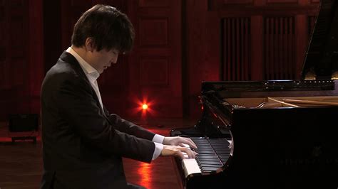 Seong-Jin Cho plays Brahms, Berg and Schubert at ... - DG Premium