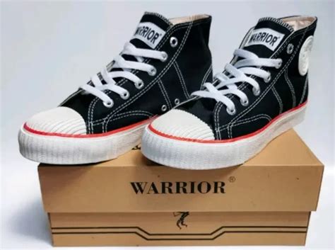 Sepatu Model Warrior
