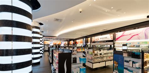 Sephora fashion valley. 7007 Friars Rd, San Diego, California • CA 92108-1152. Earn rewards at Sephora Fashion Valley! JOIN NOW 