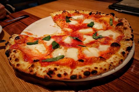Serafina pizza. Things To Know About Serafina pizza. 