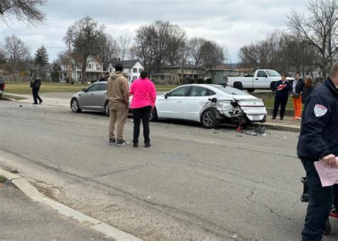 Serious crash in Elmira sends one to hospital (update)