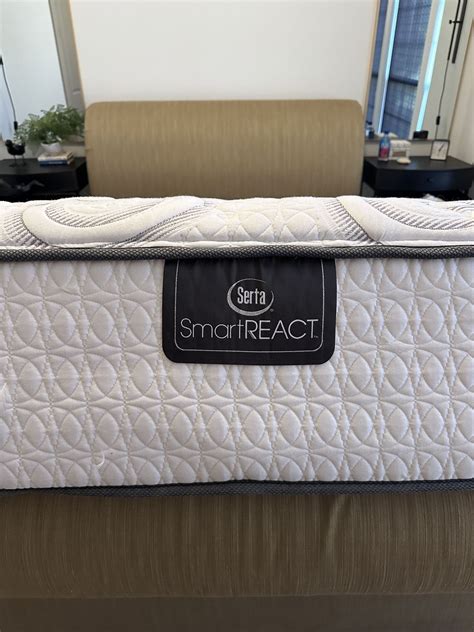 Serta Smart React Hybrid Park Vista Luxury Firm Queen Mattress ...