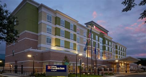 Server - Hilton Garden Inn Job Corning New York USA,Hotel