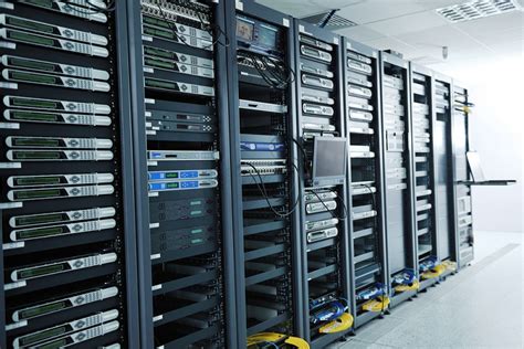 Server Rack vs Network Rack (Difference Between Server …