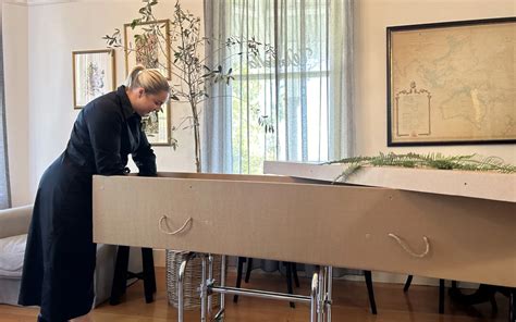 Service cremation direct.  Direct Cremation Fee Includes Transportatio...