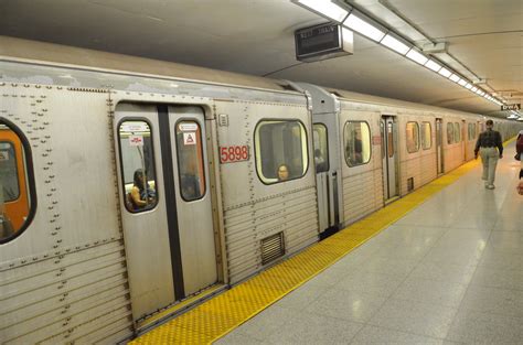 Service resumes on large stretch of TTC Line 1 after earlier signal problems