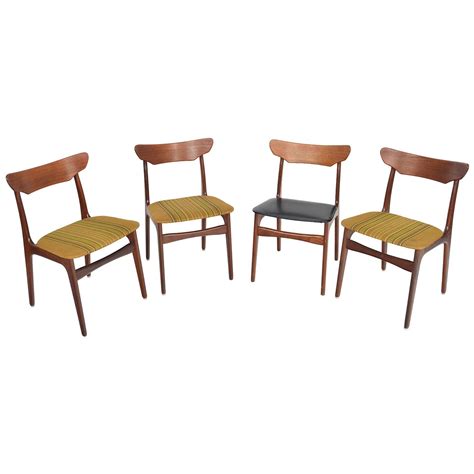 Set Of Four Danish Schonning And Elgaard Dining Room Chairs In Teak ...