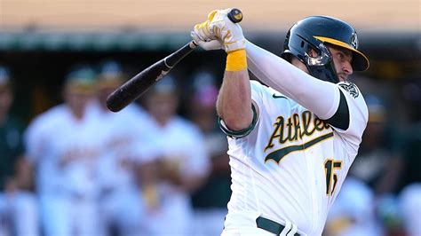 Seth Brown singles in the 8th inning to send the Athletics past the Giants, 2-1