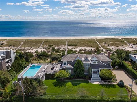 Seth Waugh Living on Dune Rd in Westhampton Beach, NY