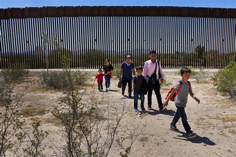 Settlement would prevent border separations for next 8 years