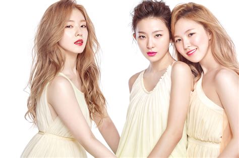 Seulgi, Wendy, Irene (Red Velvet) The Celebrity... Korean photoshoots