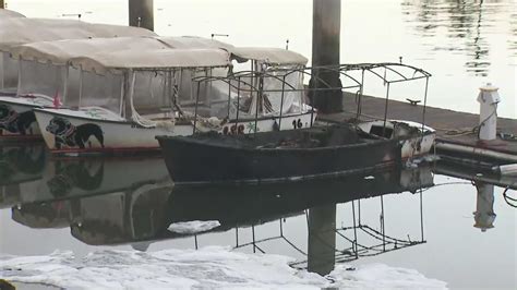 Several duffy boats burned in Long Beach fire
