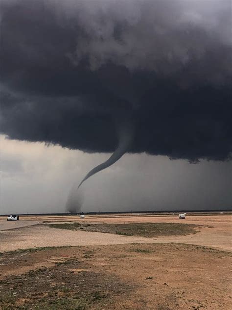 Severe weather: Tornado reported west of Lubbock Tuesday night