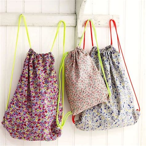 Sew Yourself A Pretty CarryAll Free Drawstring Bag Pattern