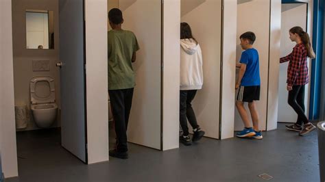 Sex Auf Der Schul Toilette