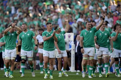 Sexton returns and leads a record-setting day for Ireland at Rugby World Cup