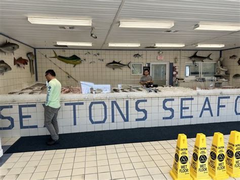 Sextons seafood market. Things To Know About Sextons seafood market. 