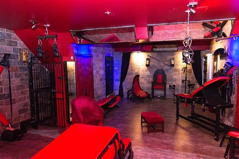 Whether you are a kinkster veteran or just dipping your toes into the world of kink, these events have something for everyone. From workshops and demonstrations to …
