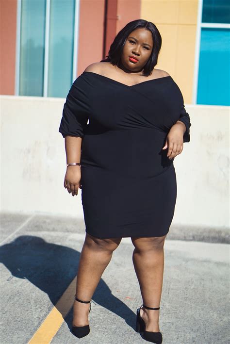 Sexy plus size women. Explore FunFash's unique range of sexy plus size dresses, formal dresses for big busts, and summer dresses for large bust sizes. Designed for curvy and busty women, our collection promises style, comfort, and the perfect fit that flatters. Uncover the best dress styles for plus size and large bust with FunFash now! 