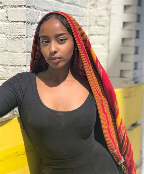 7. Ubah Hassan (1987Somalia) is a Somali-Canadian model. She has worked with a number of top designers, and is also involved in philanthropic work. 6. Rahma Mohamed (1990) - is a Somali model. 5. Kadra Ahmed Omar (1975) - Ethiopian model of Somali origin, who worked with modeling agencies around the world. 4. . 
