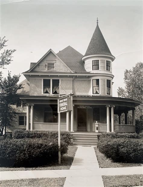 Seymour mo funeral home. .  ...