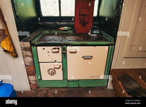Shacklock 501 oven.  Come visit today.  Jan 16, 2025 · This article break...
