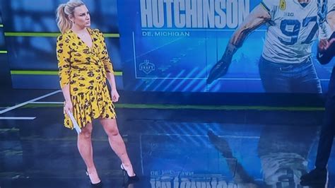 Shae cornette legs. Shae Cornette (ESPN SportsCenter) 