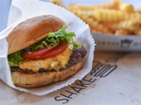 Shake Shack to open new location in South Bay