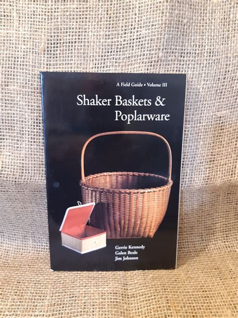 Shaker baskets and poplarware field guides volume 3. - Die zweite haut : uber moden / thomas bohm.